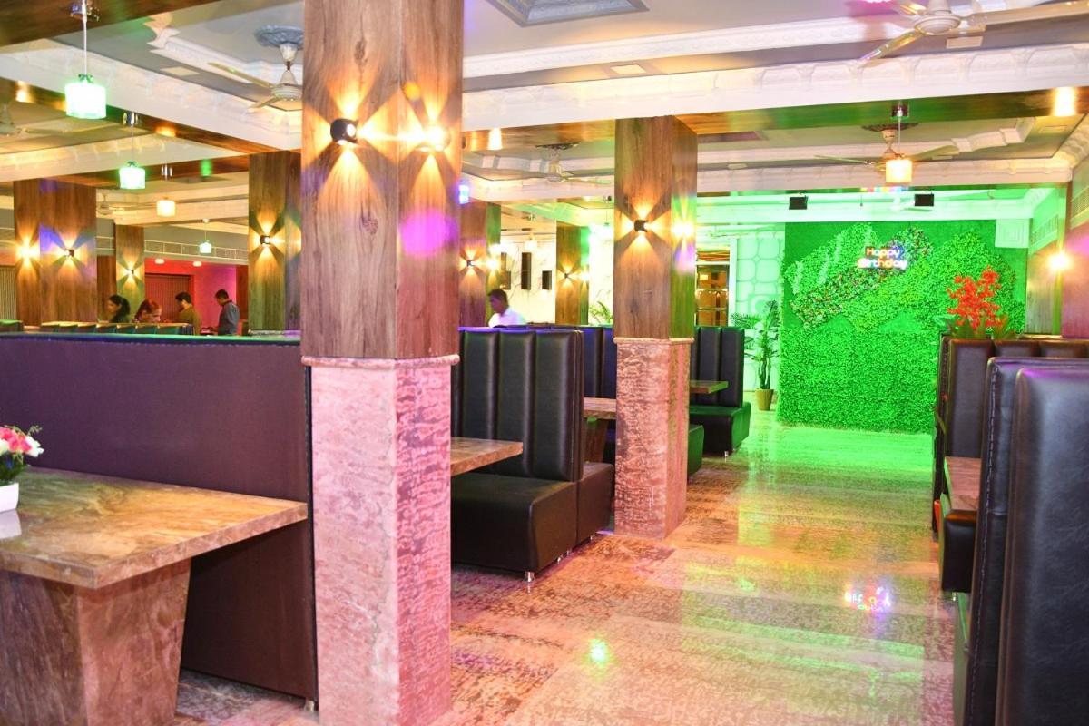 Ganpati Plaza Hotel Ajmer Esterno foto