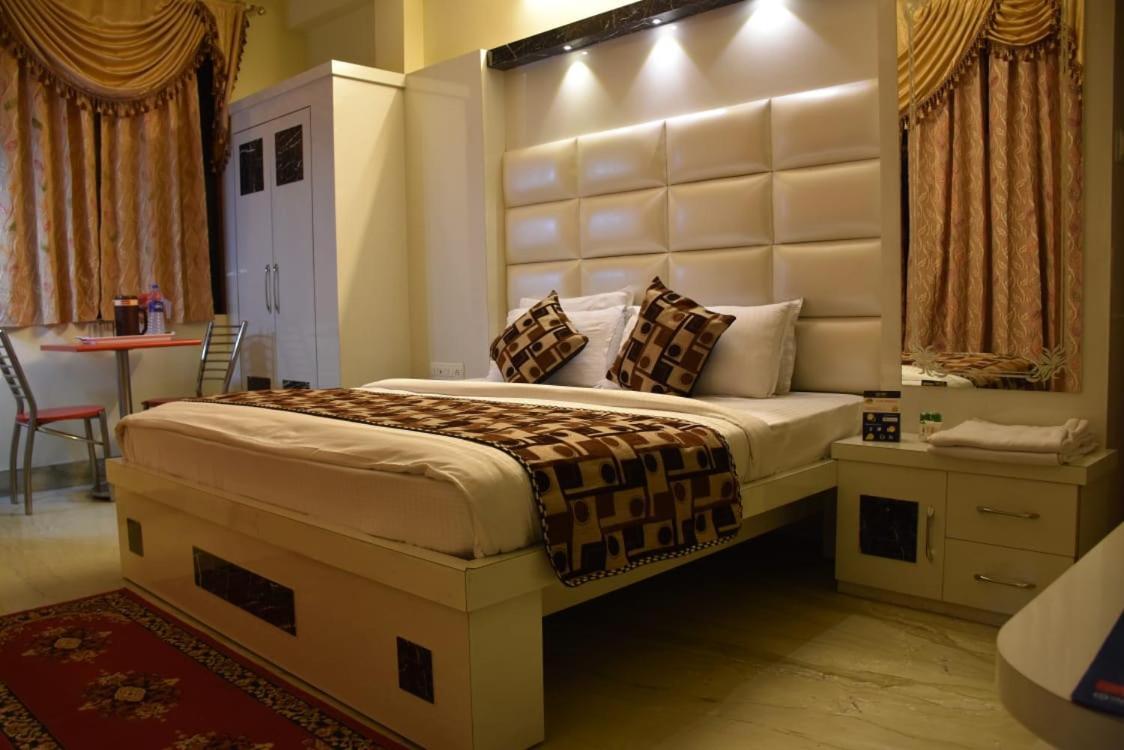 Ganpati Plaza Hotel Ajmer Esterno foto